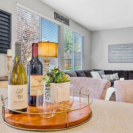 Brand New Listing - Windsor “Winetopia” Getaway Exterior foto
