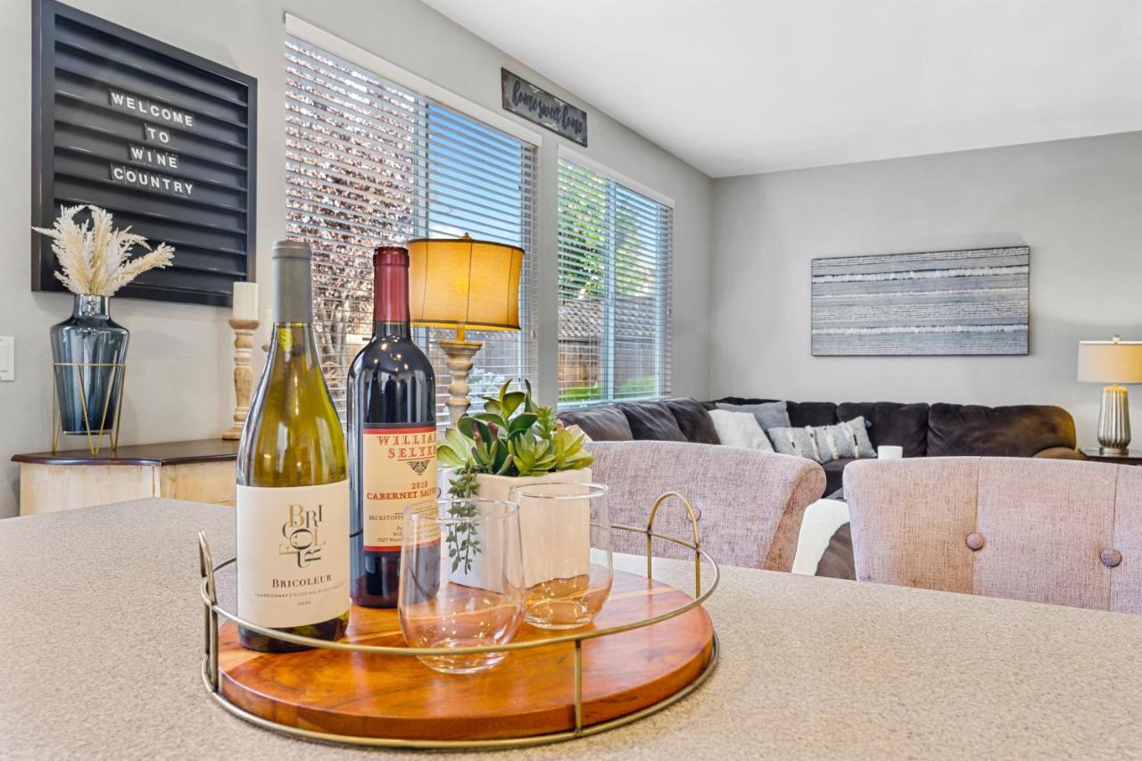Brand New Listing - Windsor “Winetopia” Getaway Exterior foto