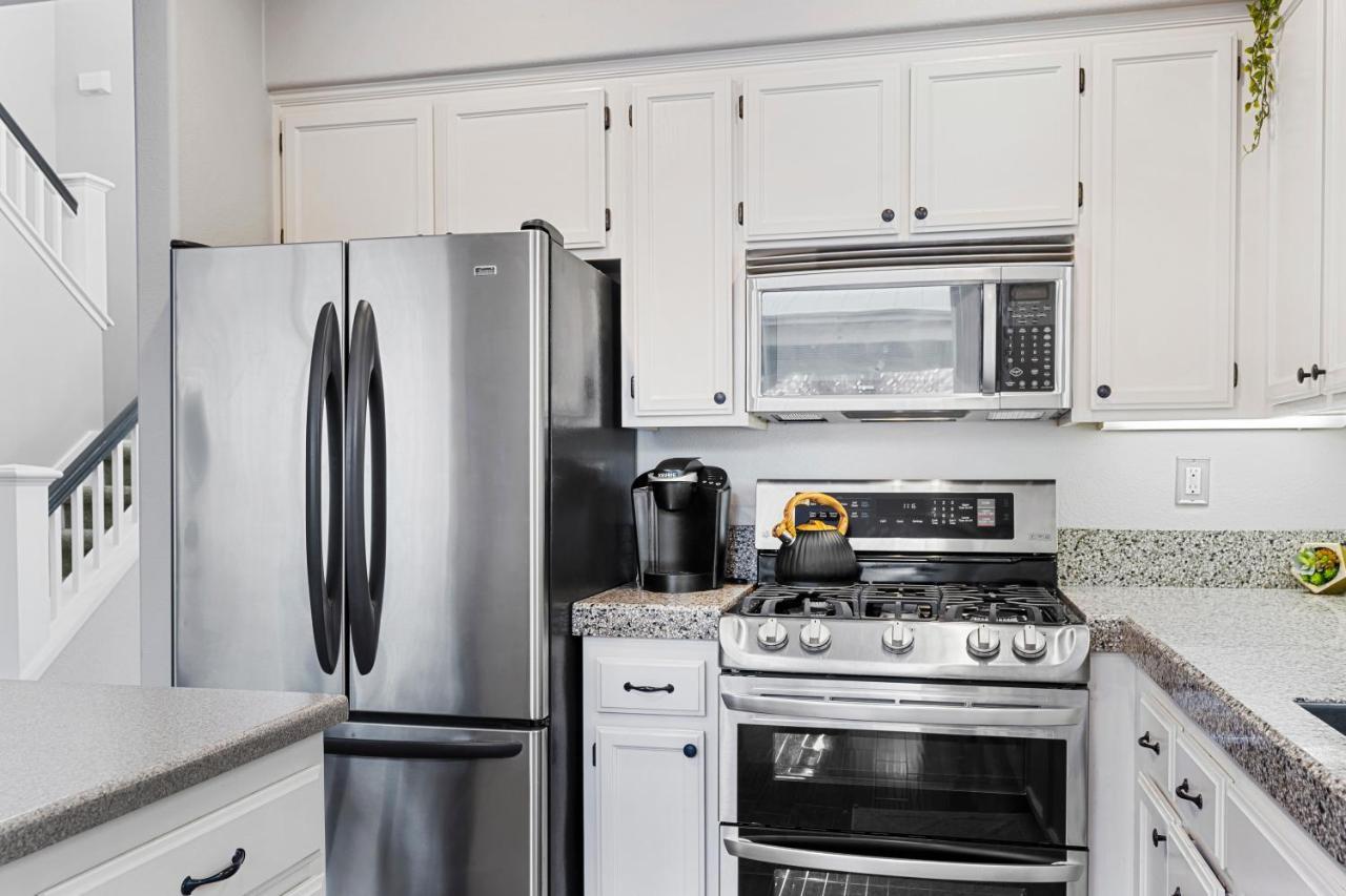 Brand New Listing - Windsor “Winetopia” Getaway Exterior foto