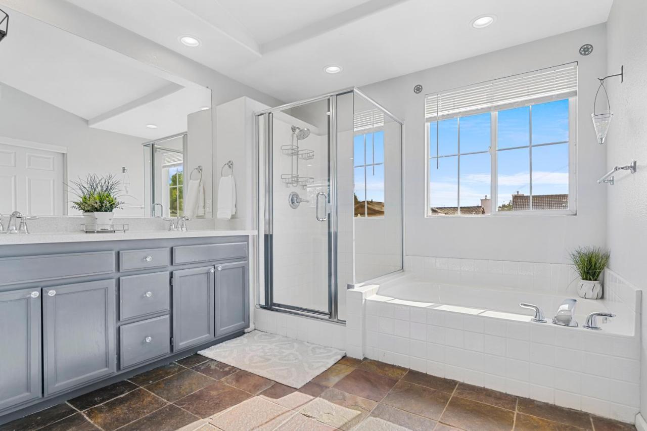 Brand New Listing - Windsor “Winetopia” Getaway Exterior foto