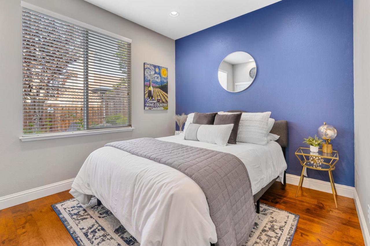 Brand New Listing - Windsor “Winetopia” Getaway Exterior foto